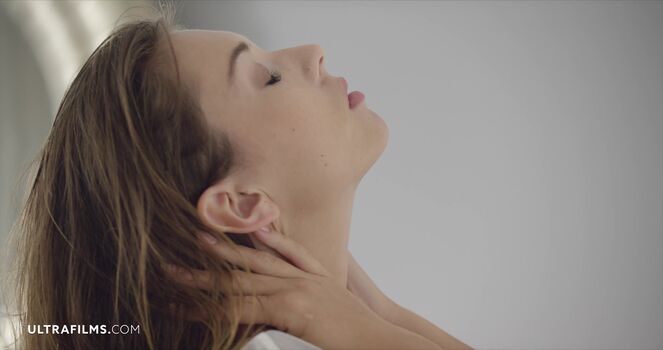 Wowgirls page 2 image