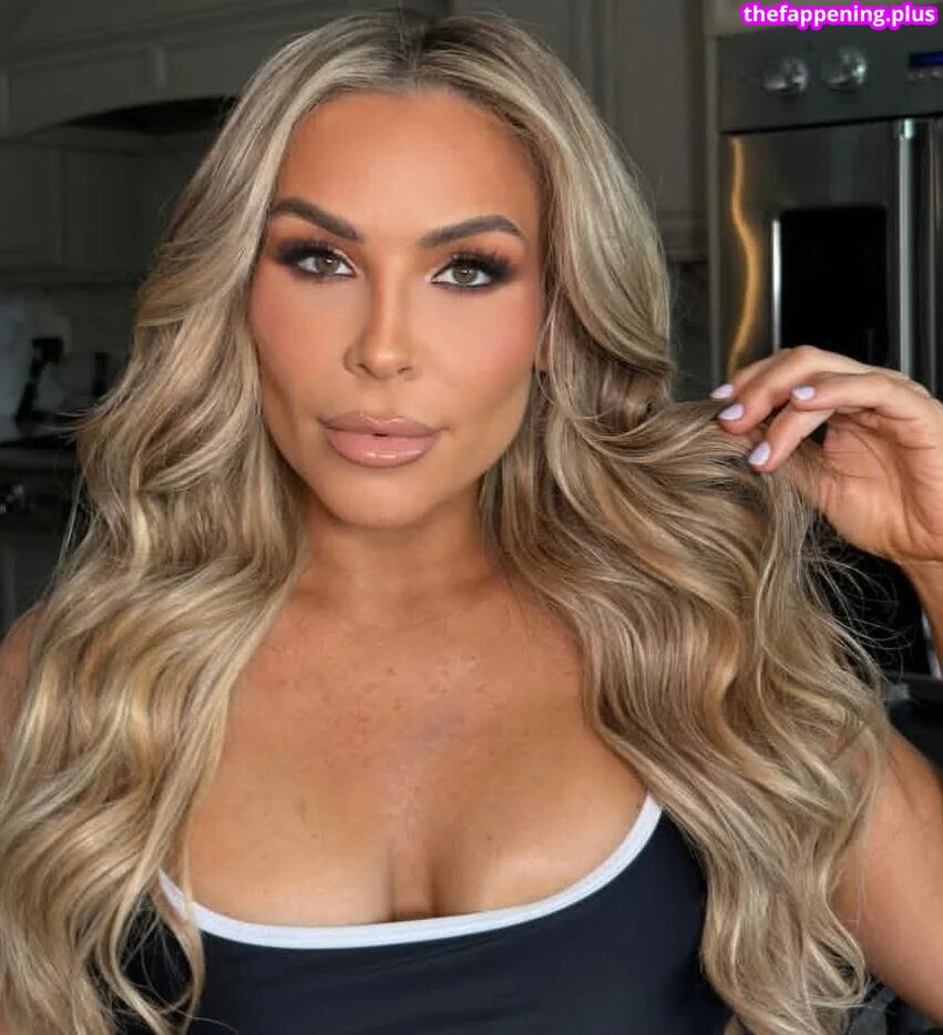 WWE Natalya Neidhart , The Boat / natbynature Meztelen OnlyFans Fotó #26