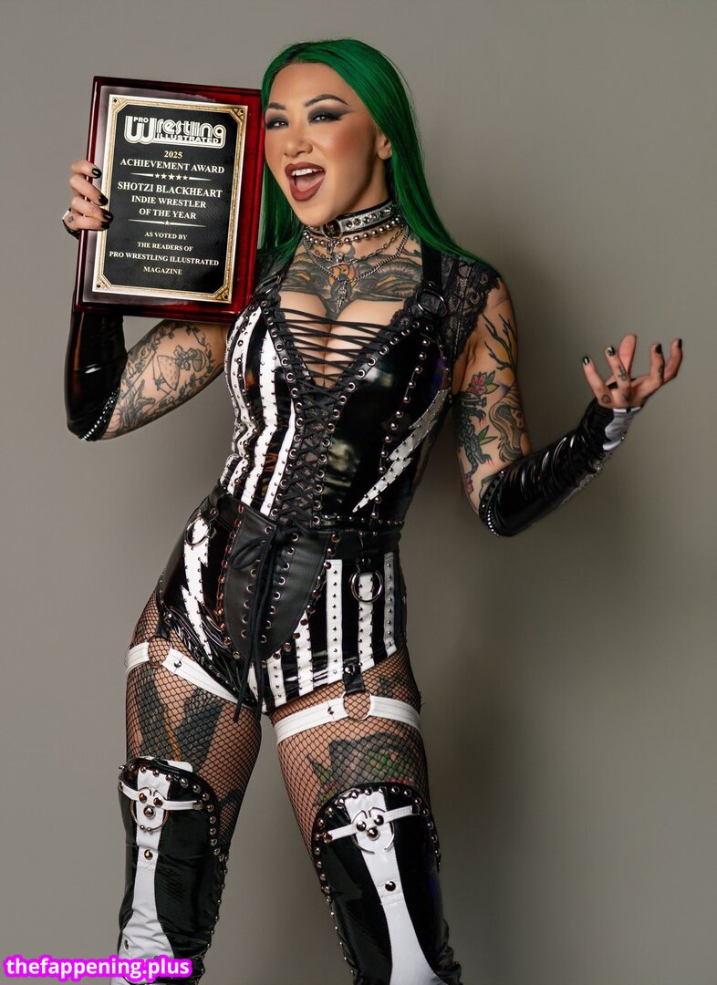 Shotzi Blackheart / ShotziWWE / WWE Shotzi Foto OnlyFans Nuda #321