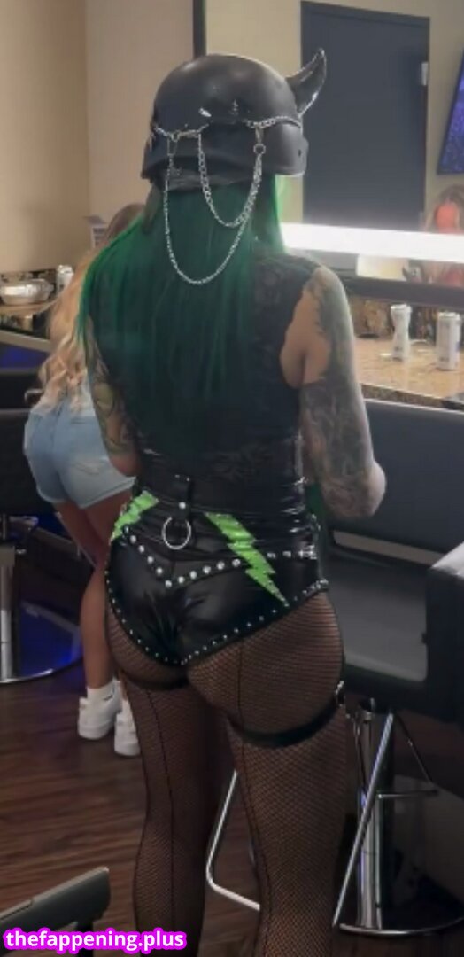 Shotzi Blackheart / ShotziWWE / WWE Shotzi नग्न OnlyFans फोटो #420