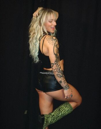 Wwe sol ruca image