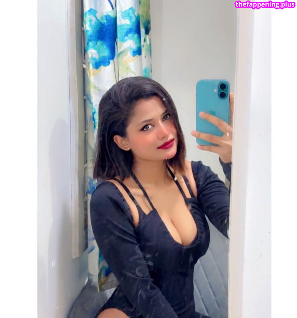 god.ess23 / wwildrosee Nacktes OnlyFans Foto #10