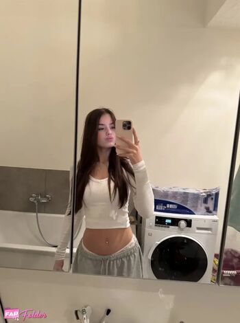Xdhkaaaa image