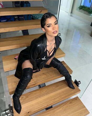 Xena the witch 1 image