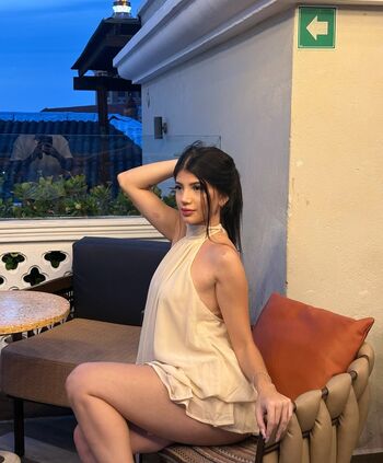 Xiomaraechavarria page 3 image