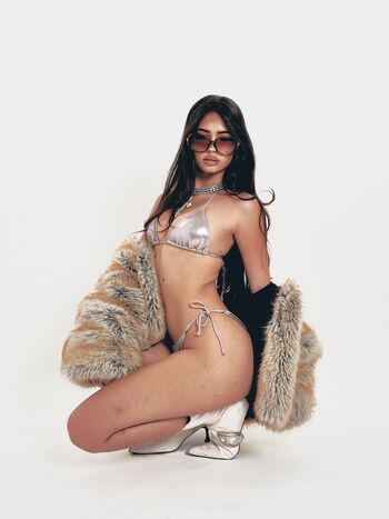 Xsophiapriceyx image