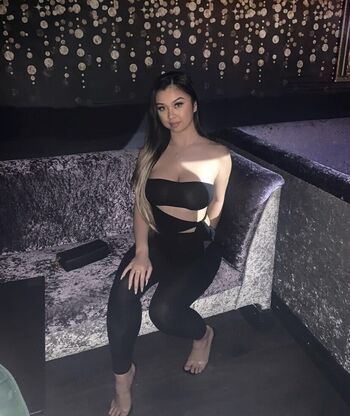 Xwendy d page 2 image