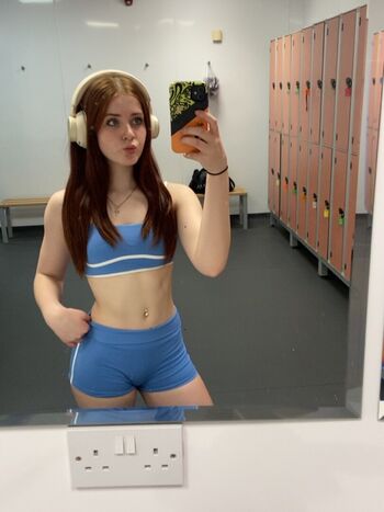 Xxemilyxxmcx image