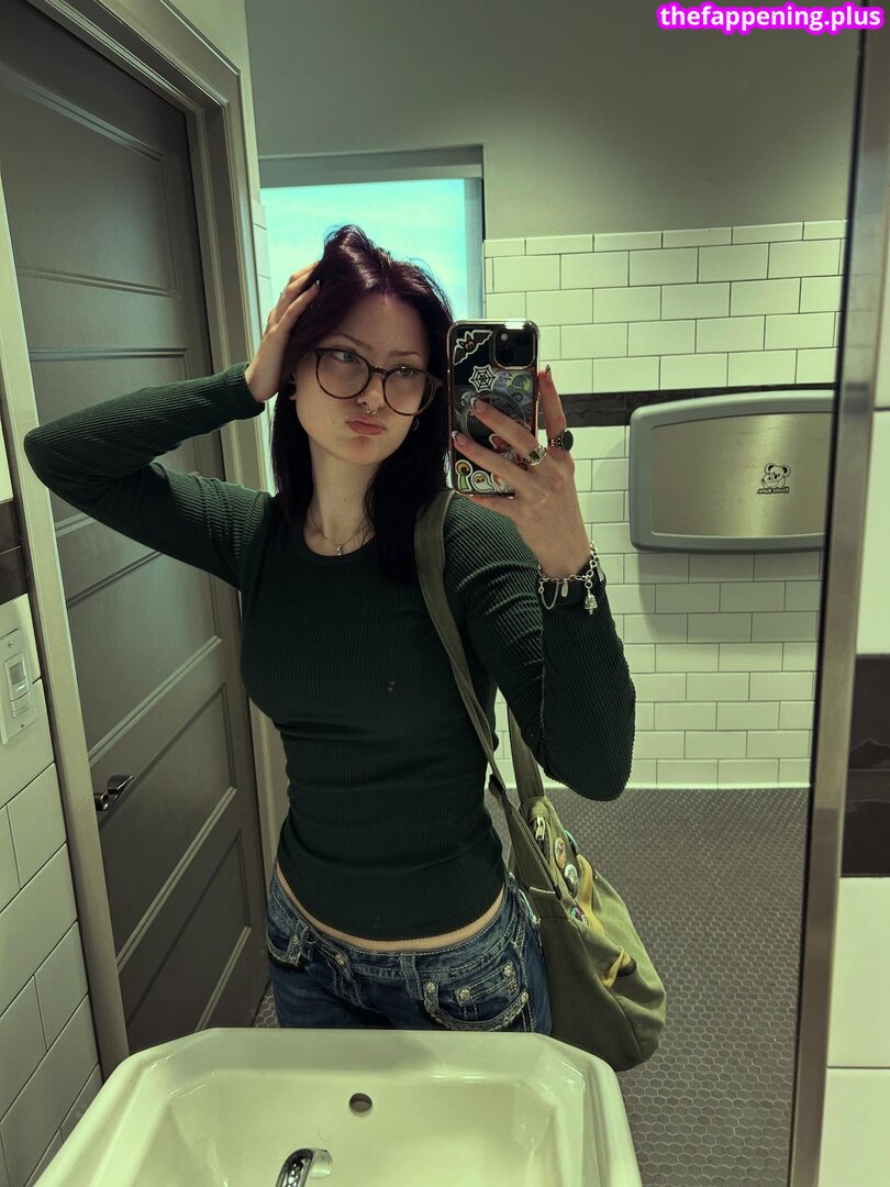 xxiluvkittyz Çıplak OnlyFans Fotoğrafı #5