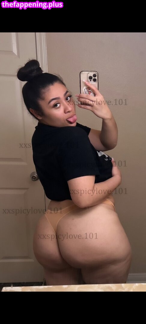 xxspicylove.101 Photo OnlyFans Nu #4