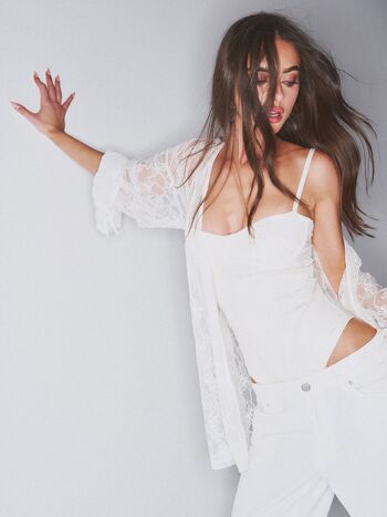Yael shelbia image