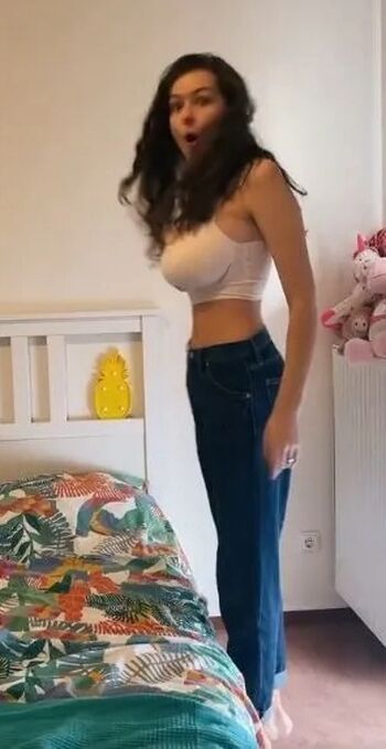 Yanashkomagic page 2 image