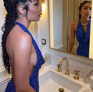Yara shahidi image
