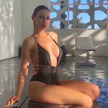 Yasmine rahmoune image
