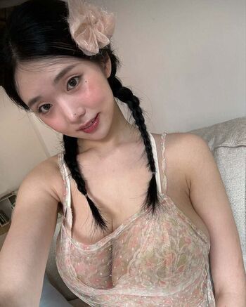 Yeonwoo lee image