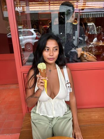 Yeti kurnia page 3 image