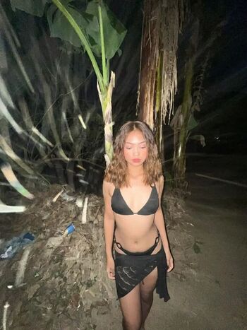 Yhumi lopez image