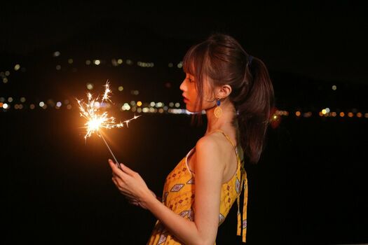 Yiyi1004 image