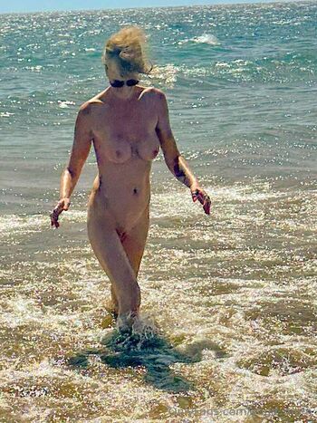 Yoga mom 1 image