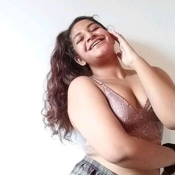 Yohani niluksheka image