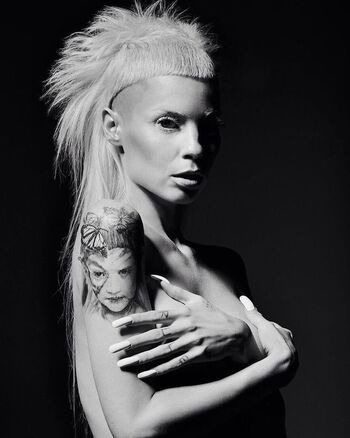 Yolandi visser image