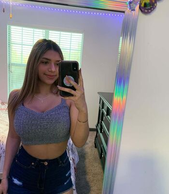 Yorgelis velasquez image