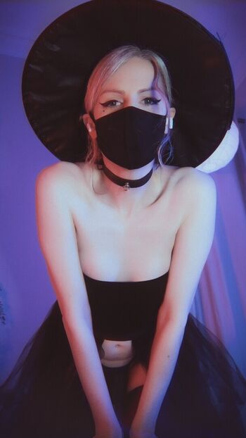 Your witch alba image