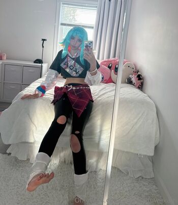 Yourwaifuwukam image