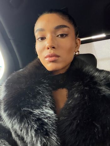 Yovanna ventura image