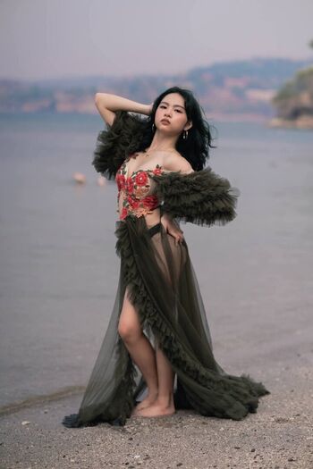Yui janielle dangate image