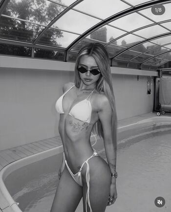 Yulia volchanska image