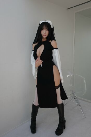 Yuno mizusawa page 2 image