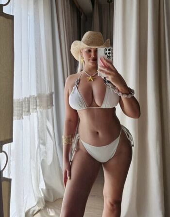 Zandra may image