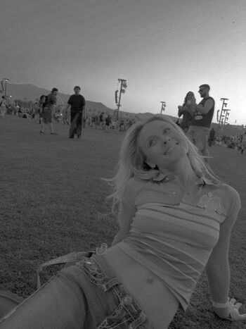 Zara larsson 1 page 2 image