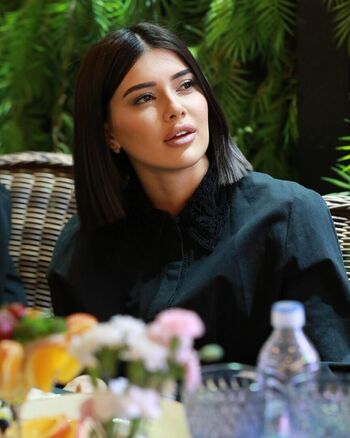 Zarina yuldasheva page 6 image