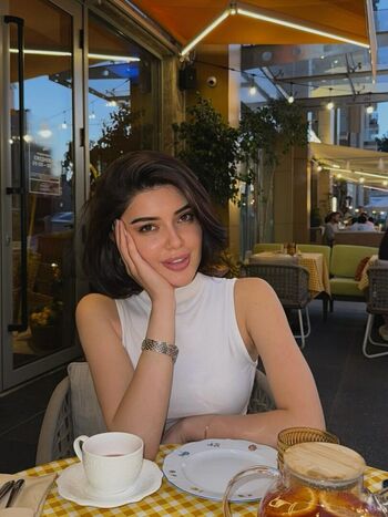 Zarina yuldasheva page 3 image