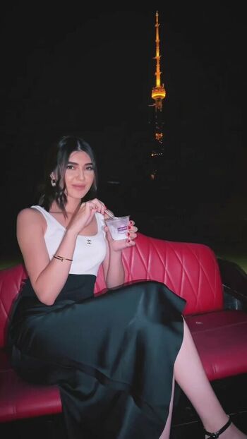 Zarina yuldasheva image