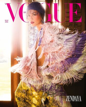 Zendaya image