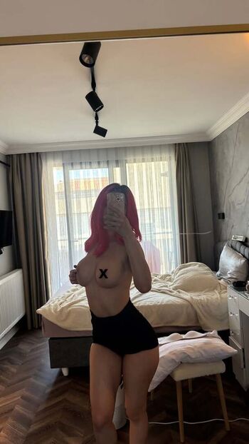 Zeynepiksy zeynep image