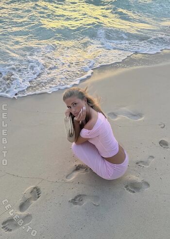 Zoe kaeppele 1 image