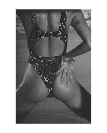 Zoe kravitz image