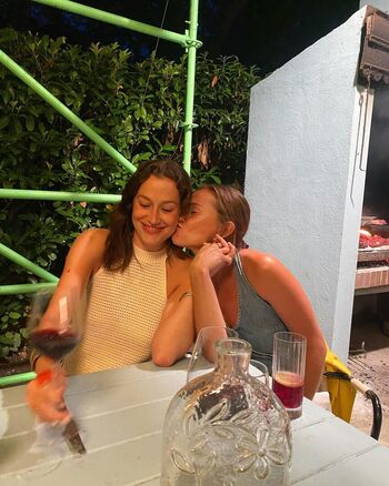 Zoelegavrian zazou dcy image