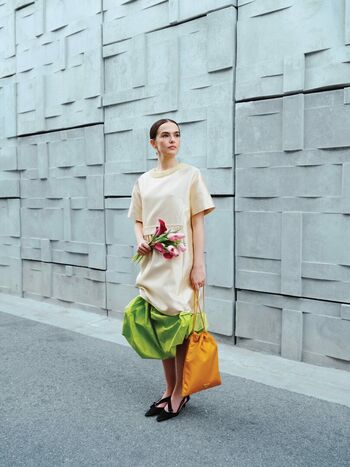 Zoey deutch page 3 image