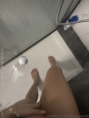 Zoeypies image