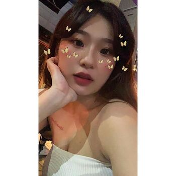 Zoeytaiii zoey 1 page 2 image