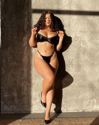 Zr victoriya from instagram https image